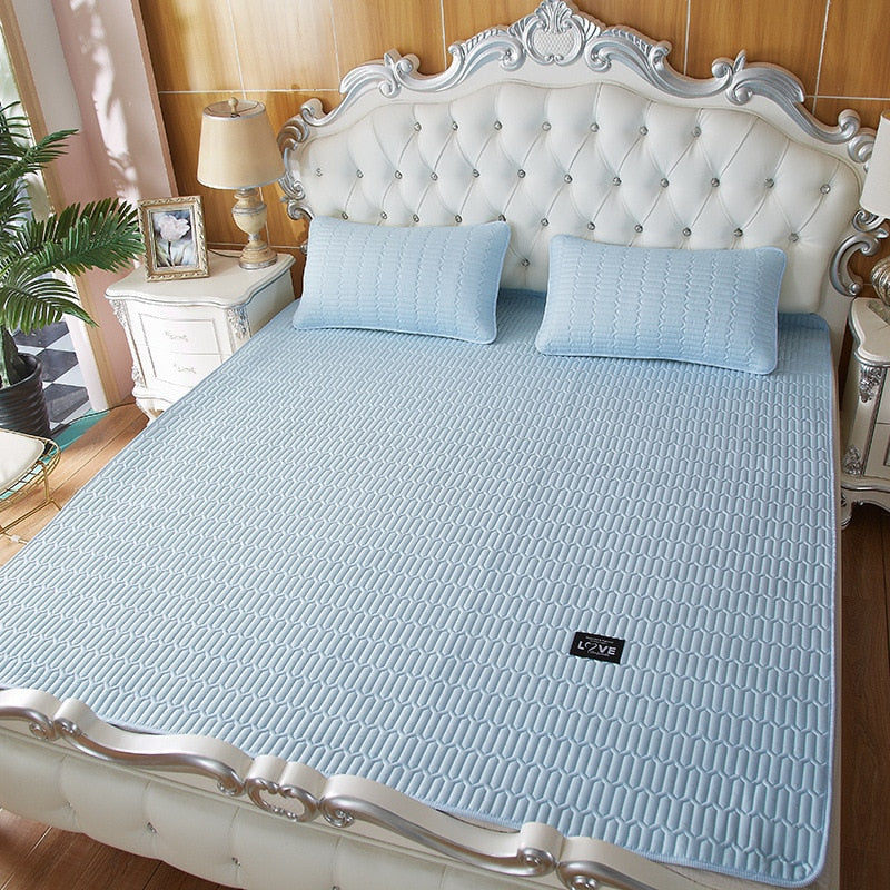 Summer Bed Sheet Ice Silk Mat Soft and Comfortable Latex Mattress Bedding Three-piece Breathable Mat for Comfortable Sleep