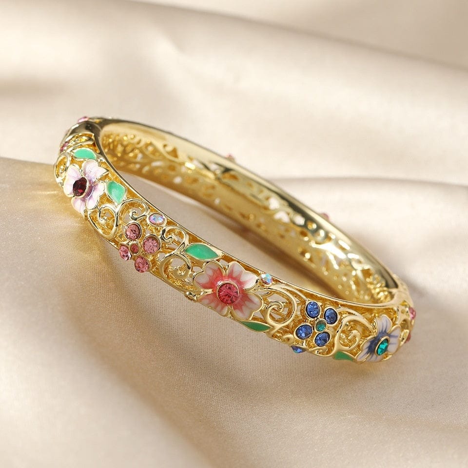 Openwork Filigree Gold-Plated Cheongsam Jewelry