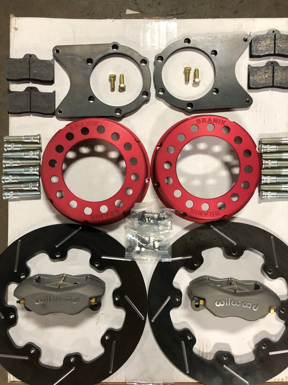 Branik Legacy / Wilwood Chevy Kingpin Dana 60 Big Brake Kit