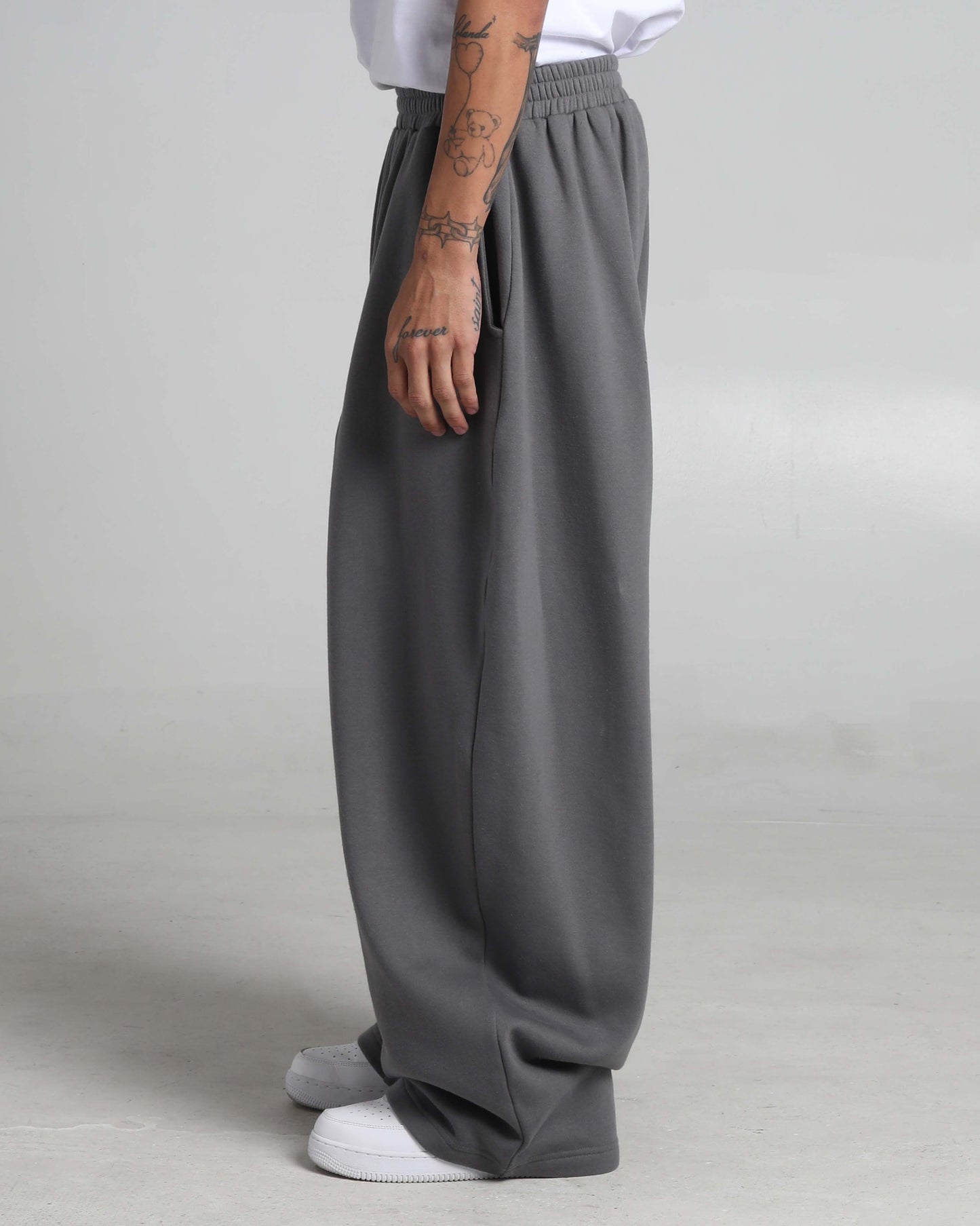 Balloon Fleece Pants