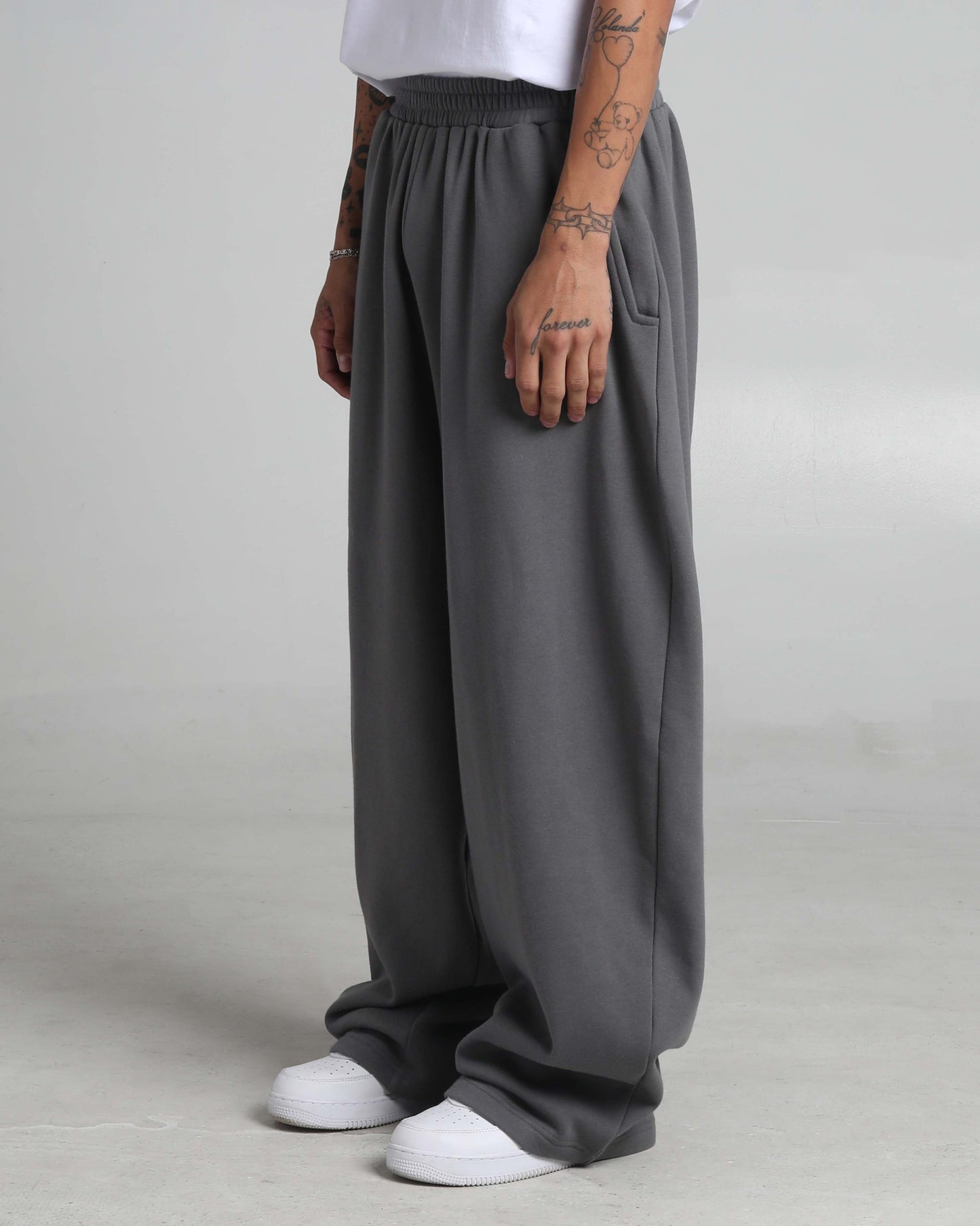 Balloon Fleece Pants