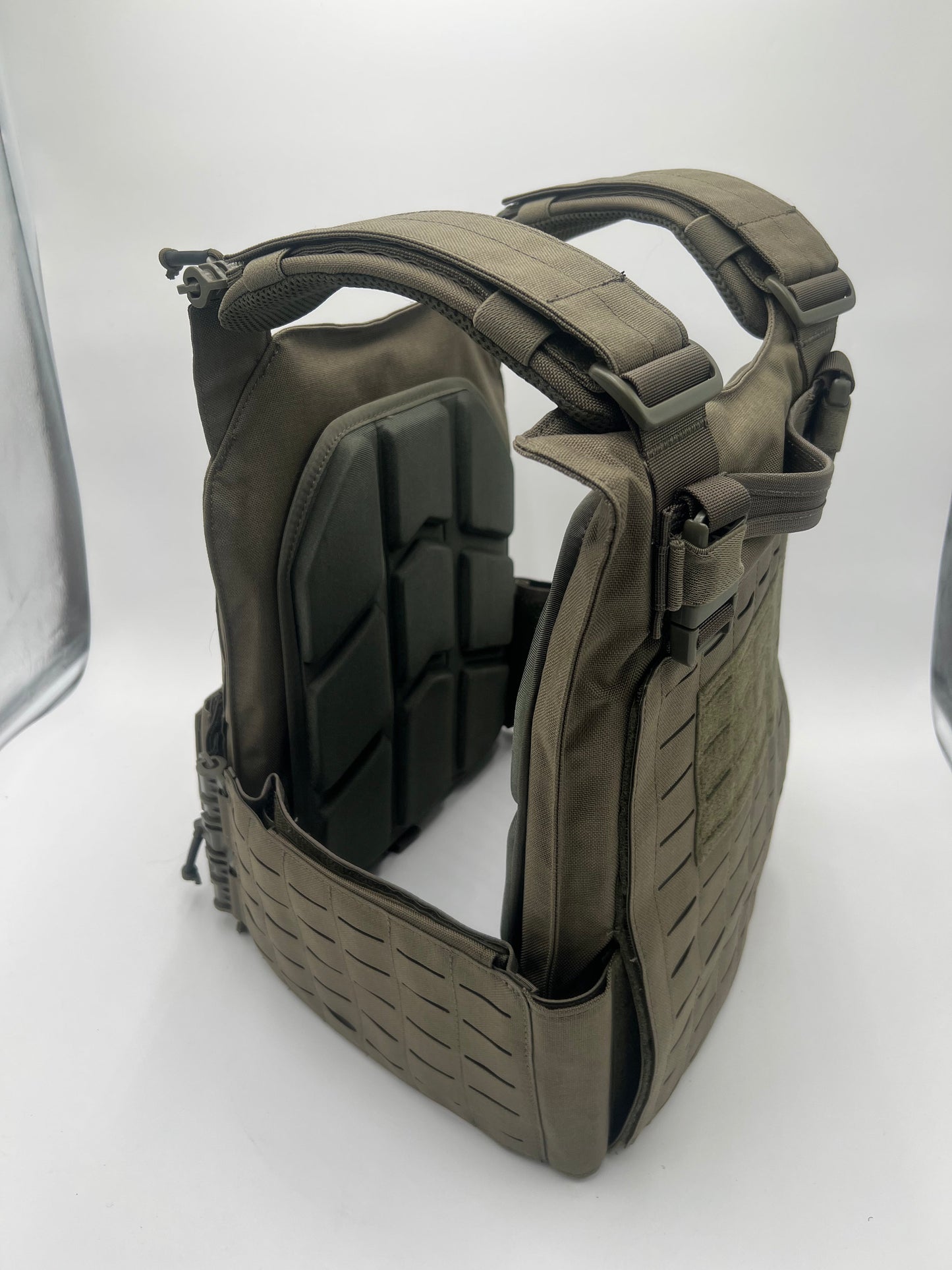BIG BOY Crusader 2.0 XL Armor COMBO PACKAGE LIGHTWEIGHT LEVEL IV (2) XL Ceramic Front/Back Plates