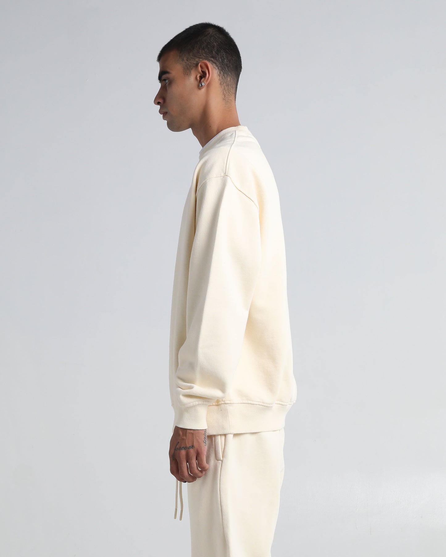 13.5oz Max Heavy Fleece Garment Dye Crewneck