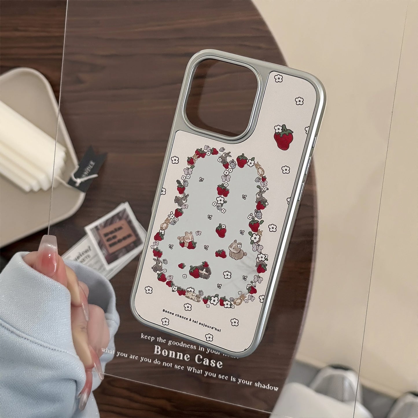 ins wind cute bunny strawberry suitable for 16 apple 15pro max mobile phone case iphone17 mirror 13 electroplating