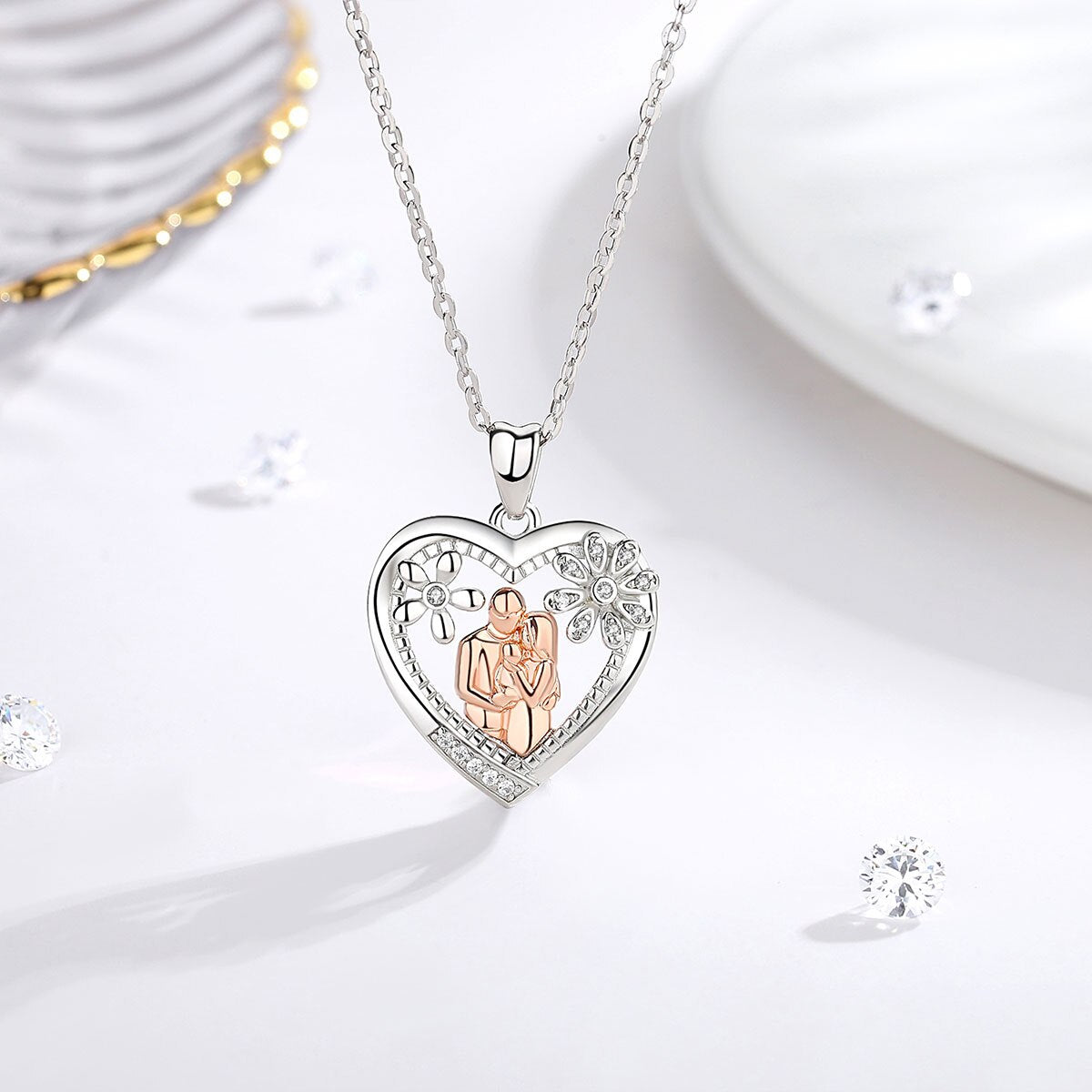 Happy Family Necklace Rose Gold Heart Flower Pendant Necklace Simple FIne Jewelry Mother's Day Gift