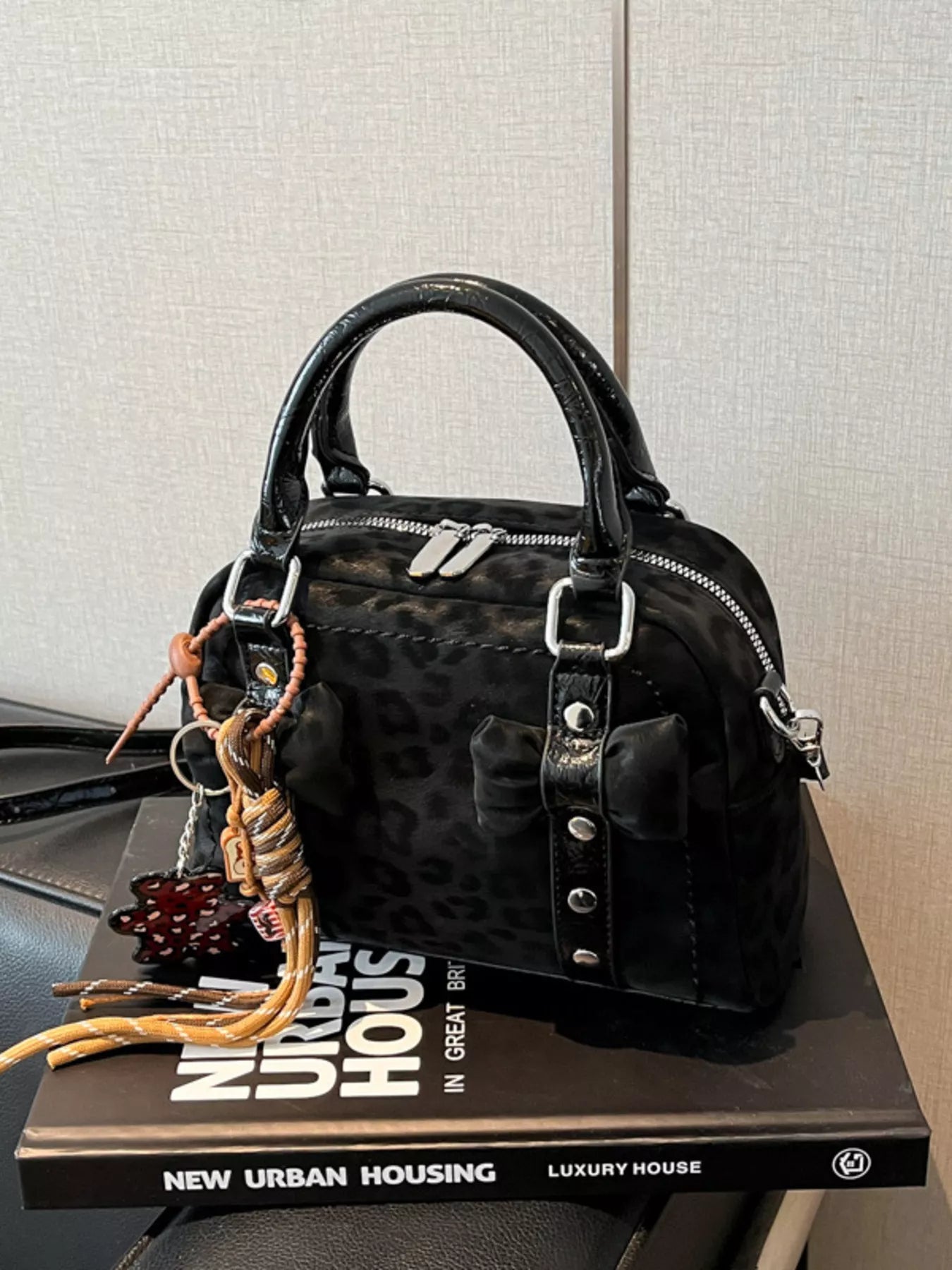 Bow Decor Crossbody Bag
