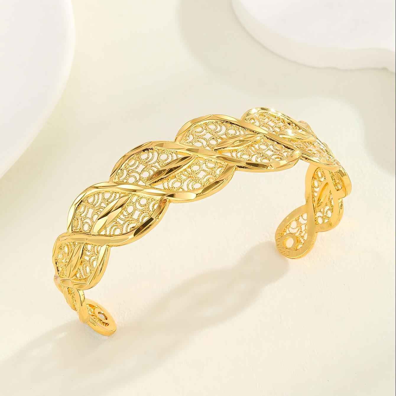 Hip-Hop Women's Moon Necklace - Chic 18K Gold-Plated Blue and White Bracelet Jewelry