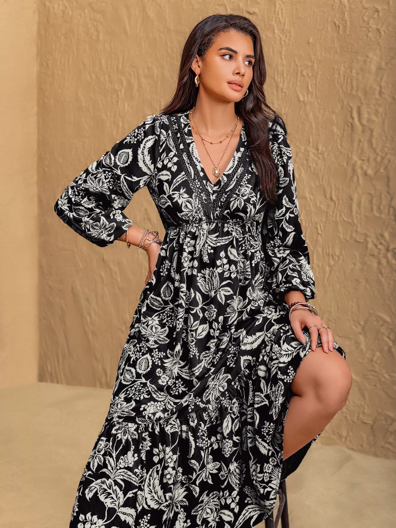 Floral Print V-Neck Long Sleeve Ruffle Hem Midi Dress
