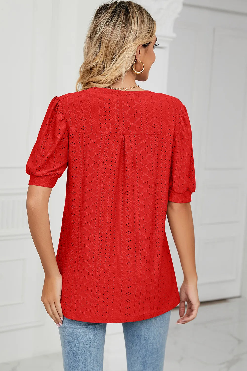 Casual V-neck solid color hollow bubble sleeve loose T-shirt top for women