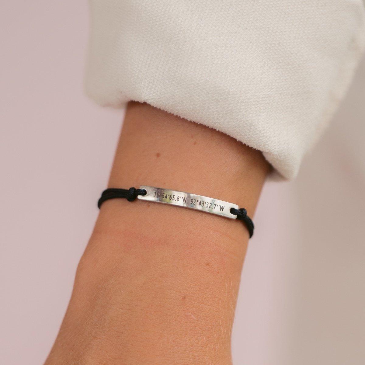 Customizable String Bracelet
