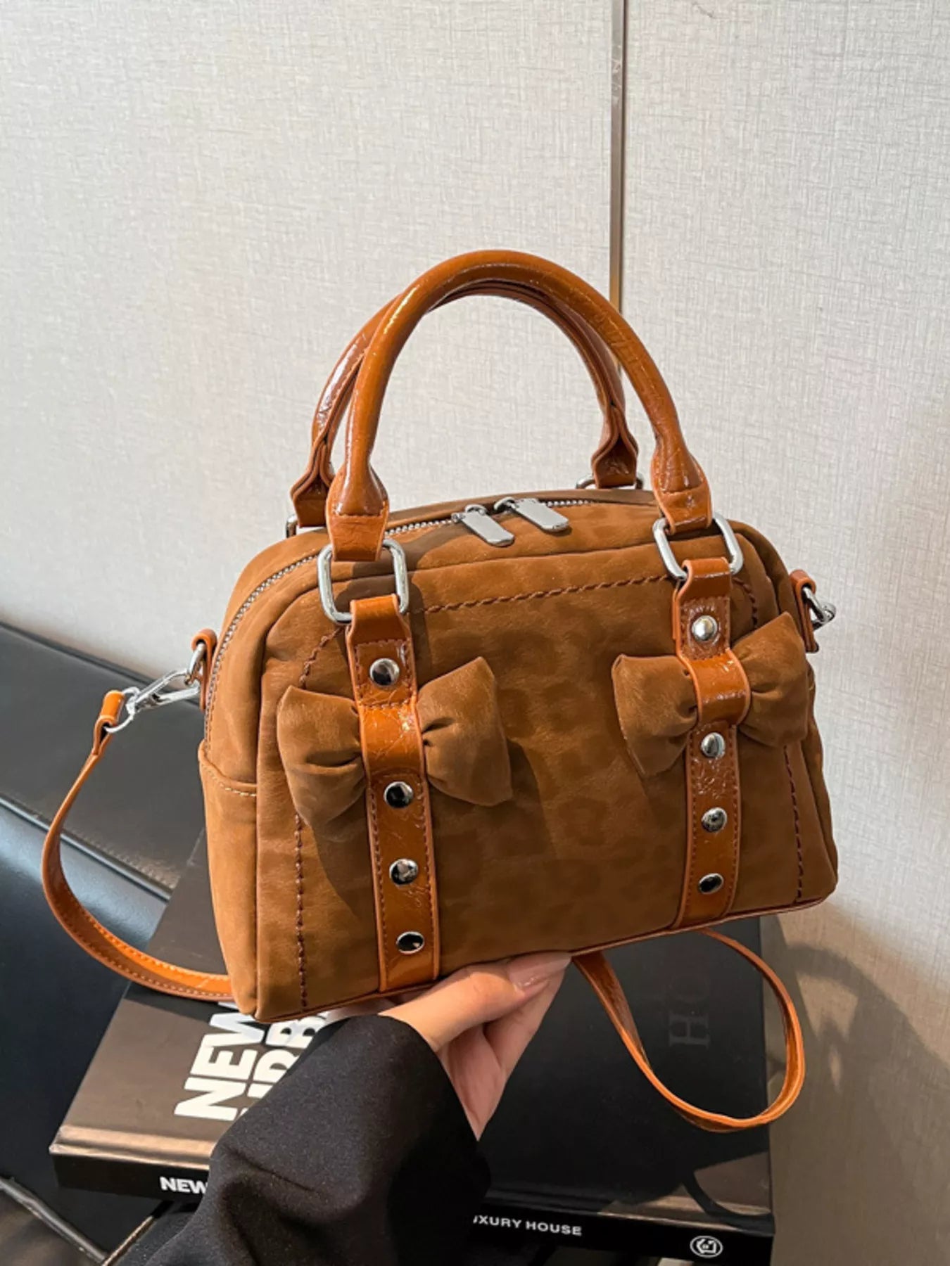 Bow Decor Crossbody Bag