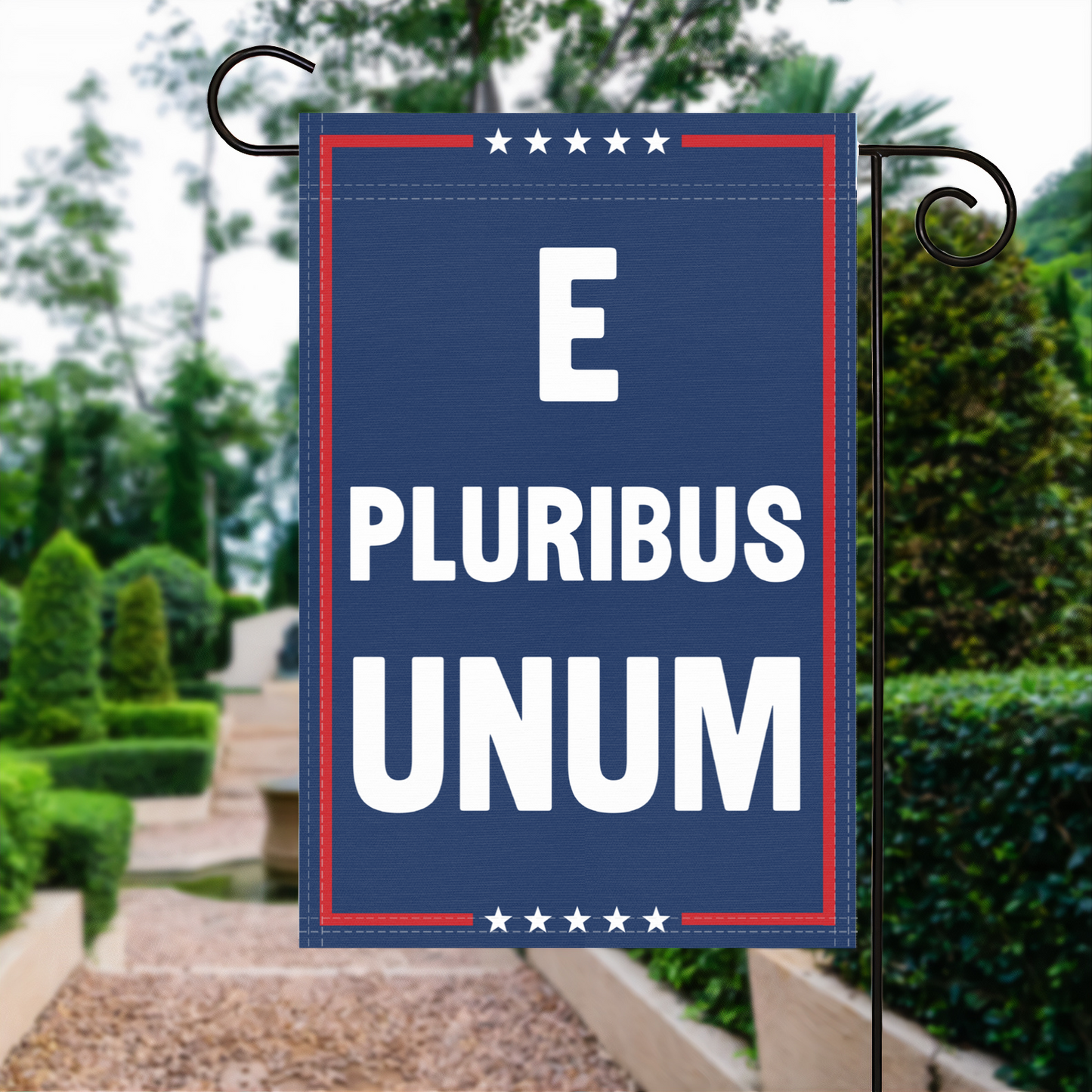 E Pluribus Unum Garden Flag
