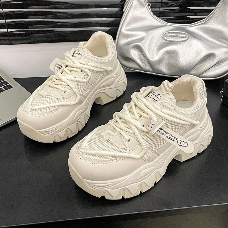 Spring and Autumn's new ultra high thick soled and ultra soft height increasing shoes